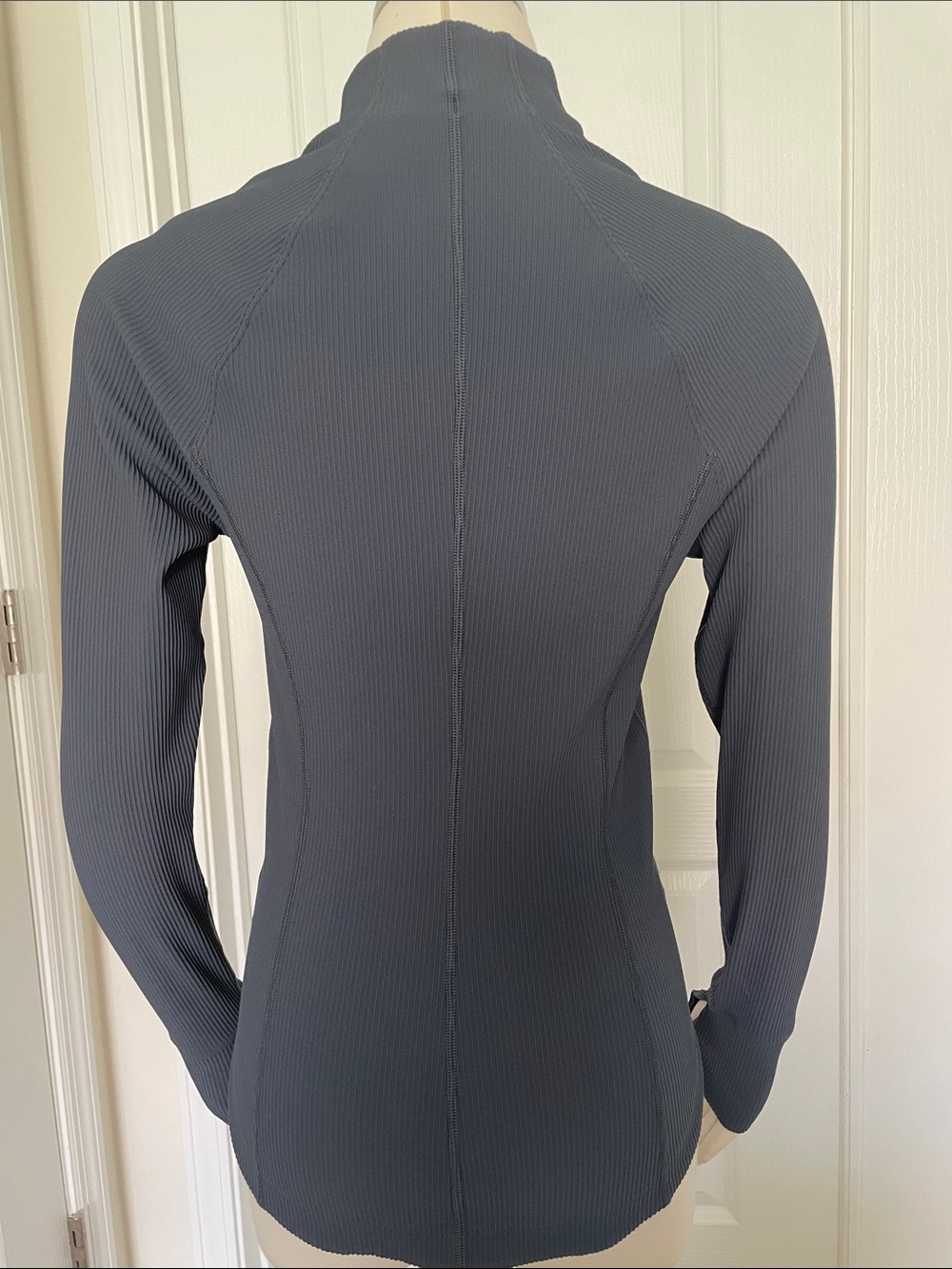 NWOT Athleta Salutation Ribbed Full-Zip Jacket in Charcoal Size Small - Picture 7 of 8